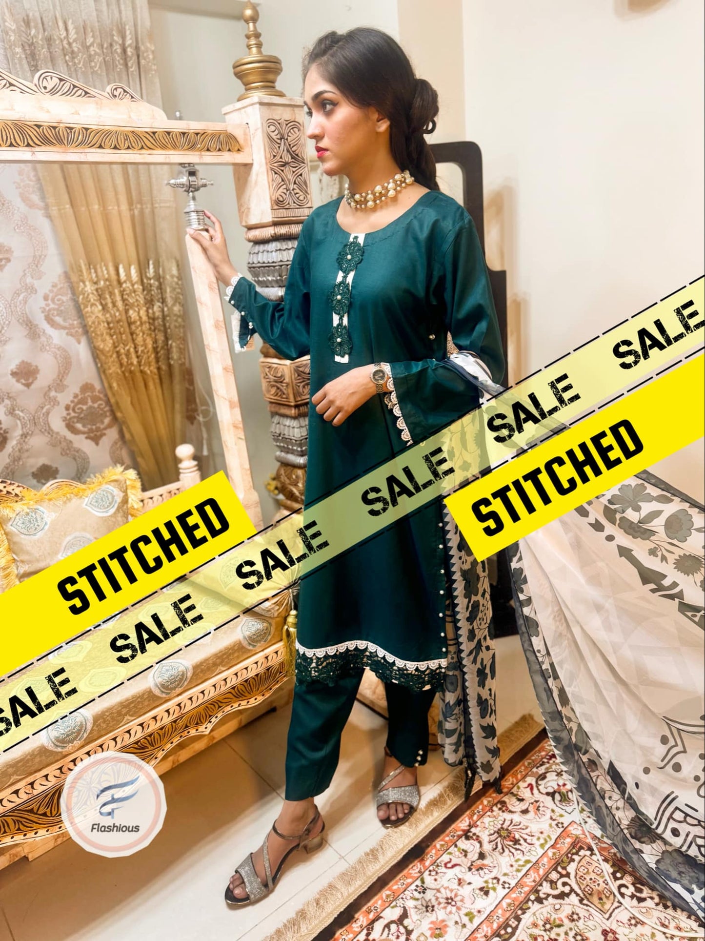 Emerald Green Lawn Stitched 3piece outfit