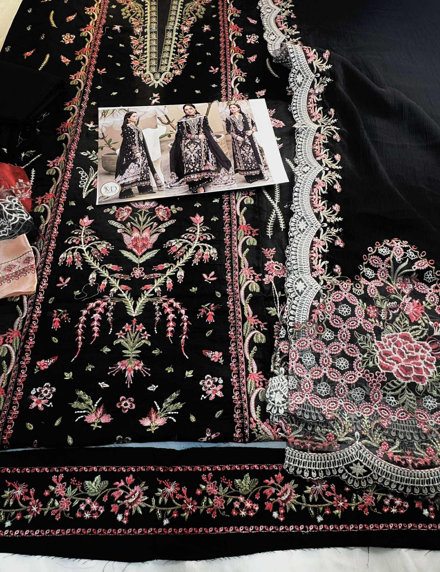 QALAMKAR HANNAH SAHIL LUXURY UNSTITCHED
